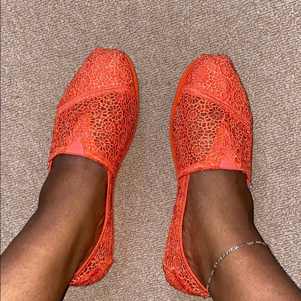 Lace Toms